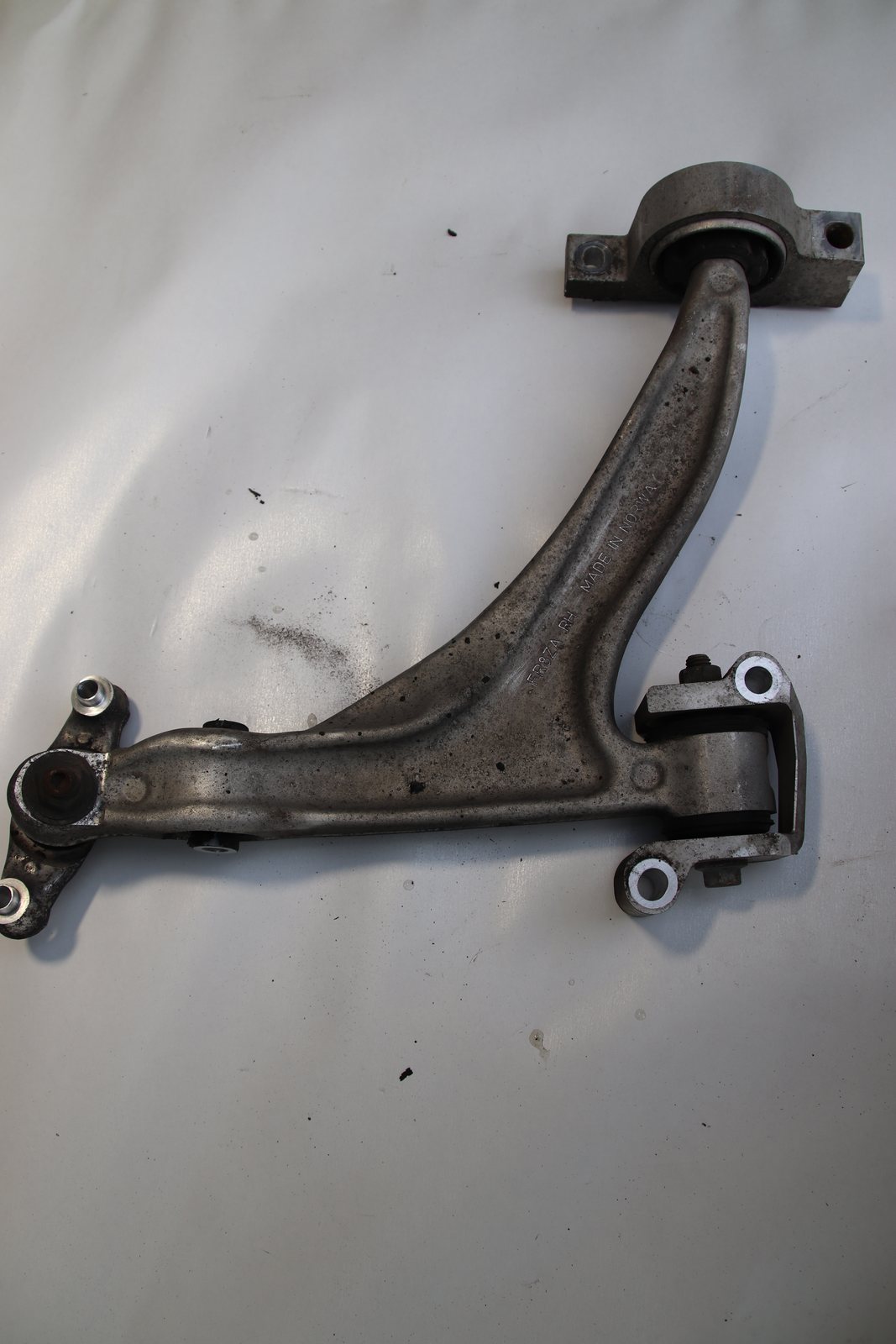 Right front lower control arm
