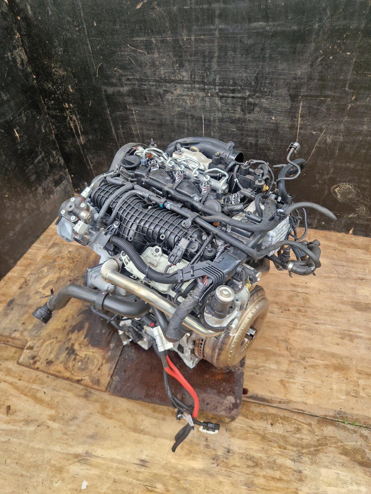 Complete D4 dieselmotor D4204T14