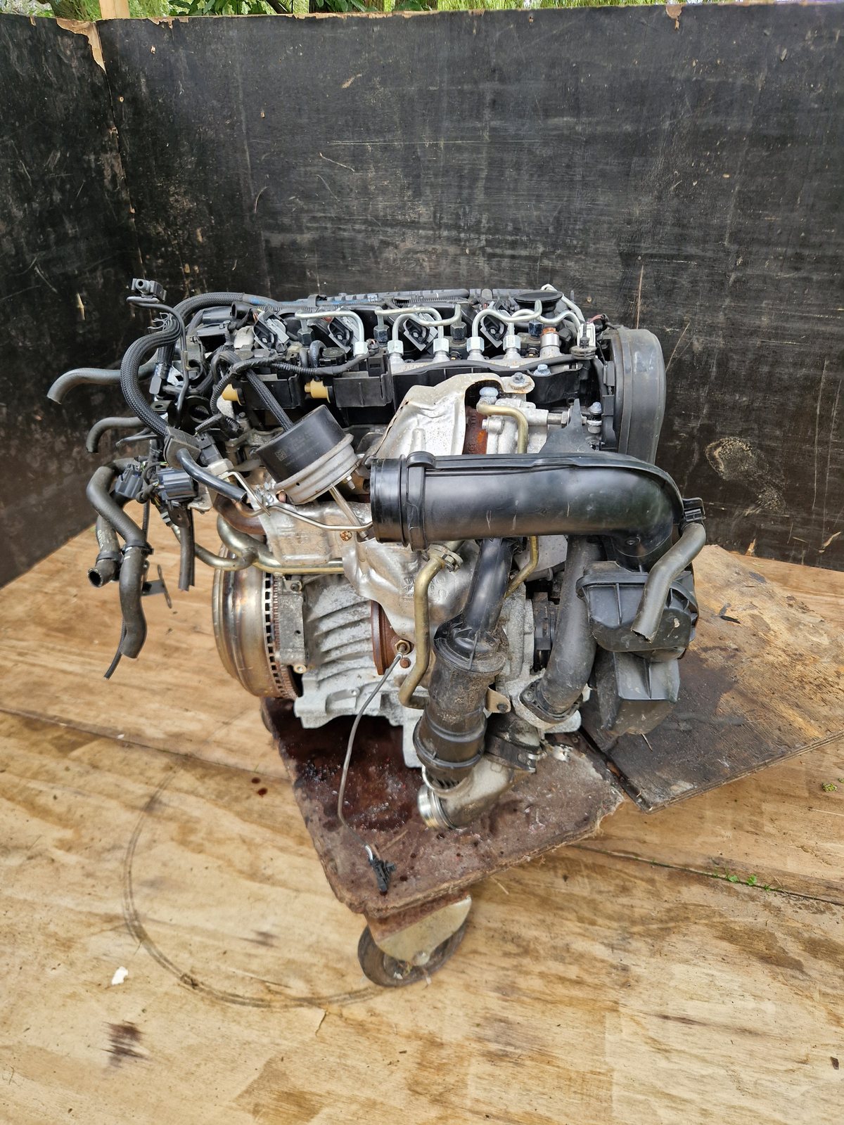 D4-Dieselmotor D4204T14 komplett 4