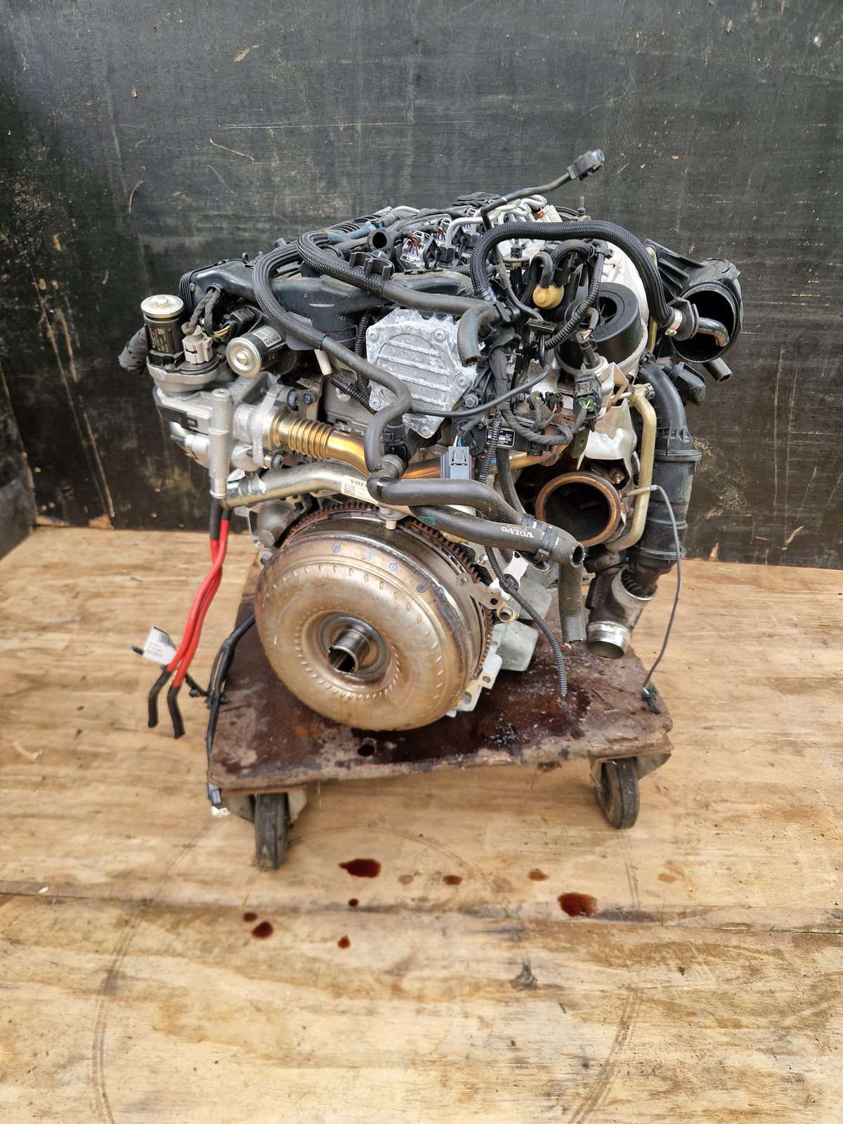D4-Dieselmotor D4204T14 komplett 5