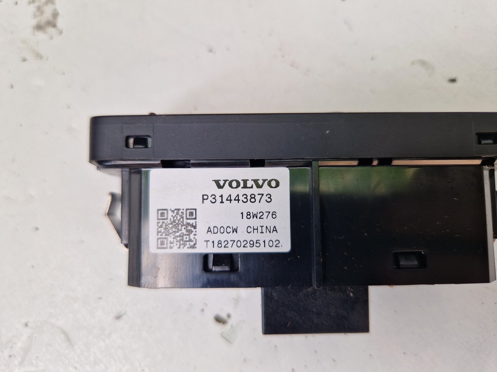 Light dimmer and tailgate switch 2